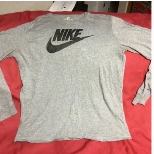 Nike long sleeve shirt